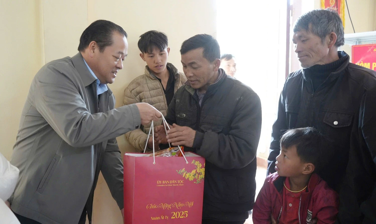 ong-ly-binh-minh.jpg