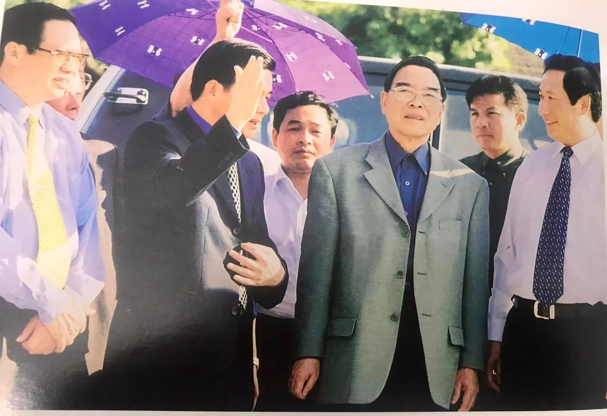 anh-thu-tuong-phan-van-khai-thi-sat-duong-b3-do-thi-moi-lao-cai-cam-duong.jpg