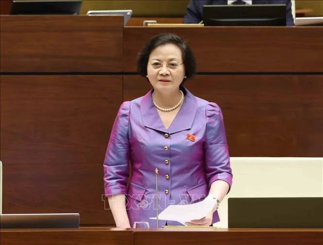 Bộ trưởng Bộ Nội vụ Phạm Thị Thanh Trà phát biểu giải trình, làm rõ một số vấn đề đại biểu Quốc hội nêu. Ảnh: Phương Hoa/TTXVN