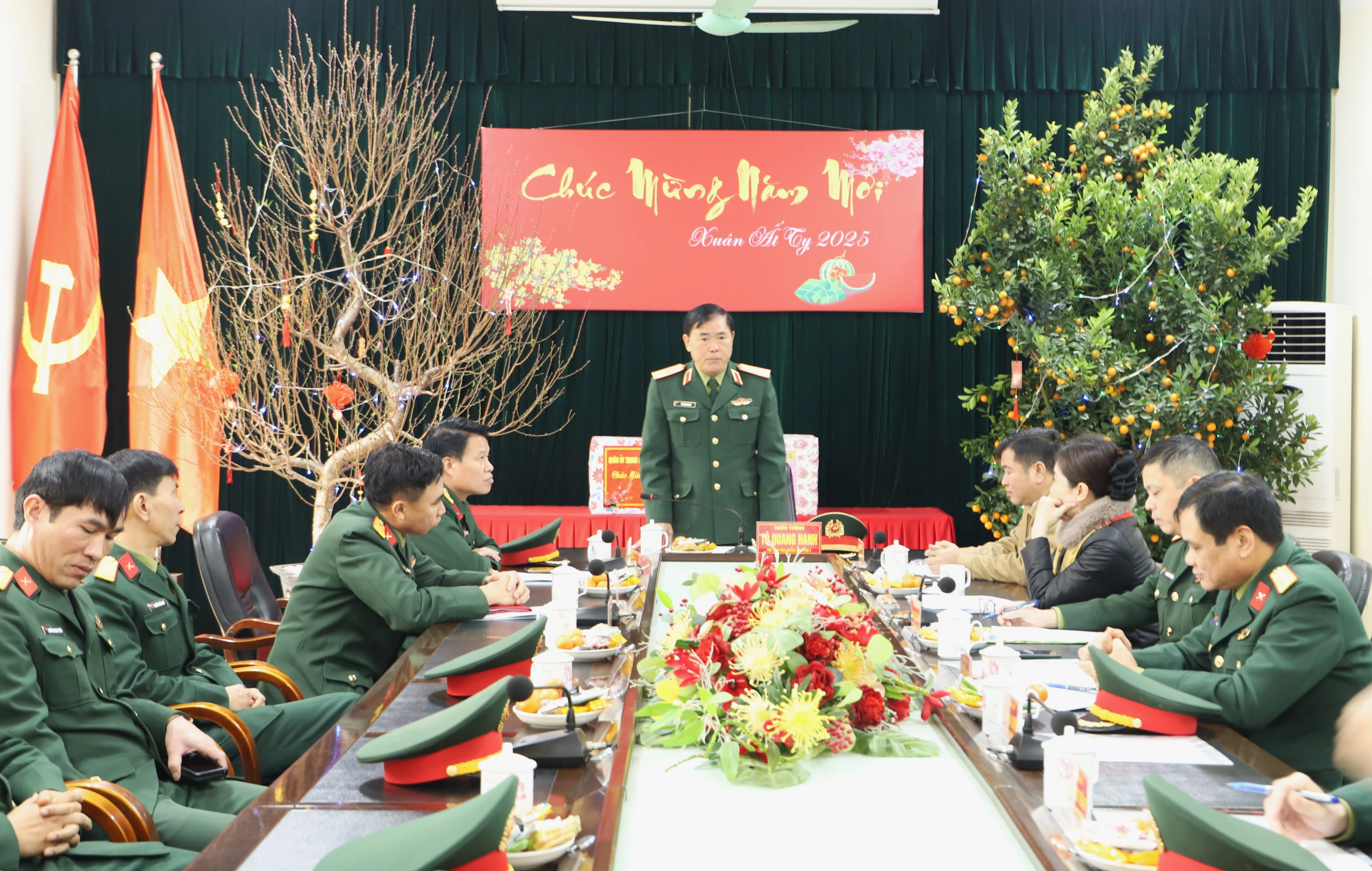 thieu-tuong-to-quang-hanh-pho-tham-muu-truong-quan-khu-2-phat-bieu-tai-buoi-kiem-tra.jpg