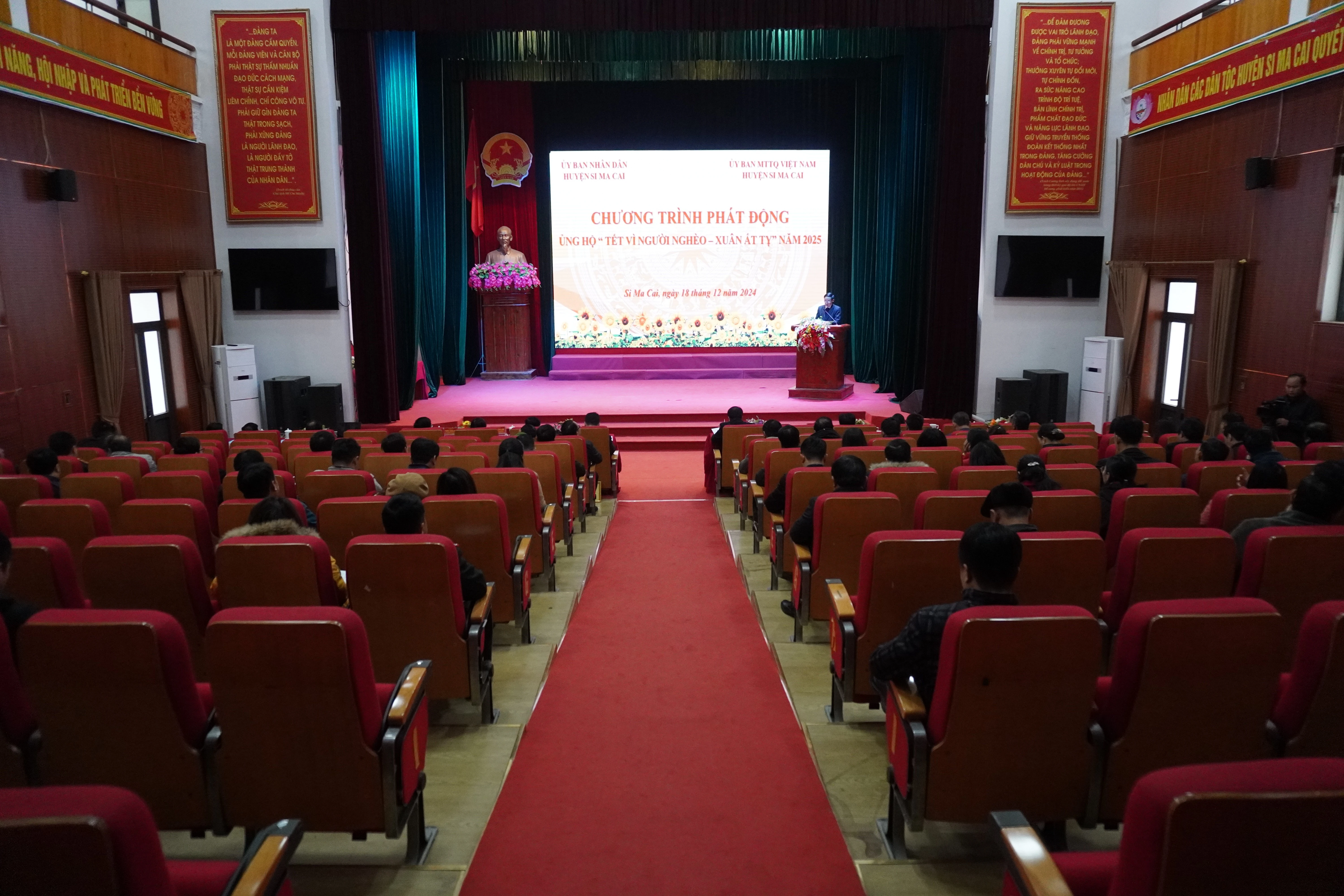 quang-canh-buoi-phat-dong.jpg