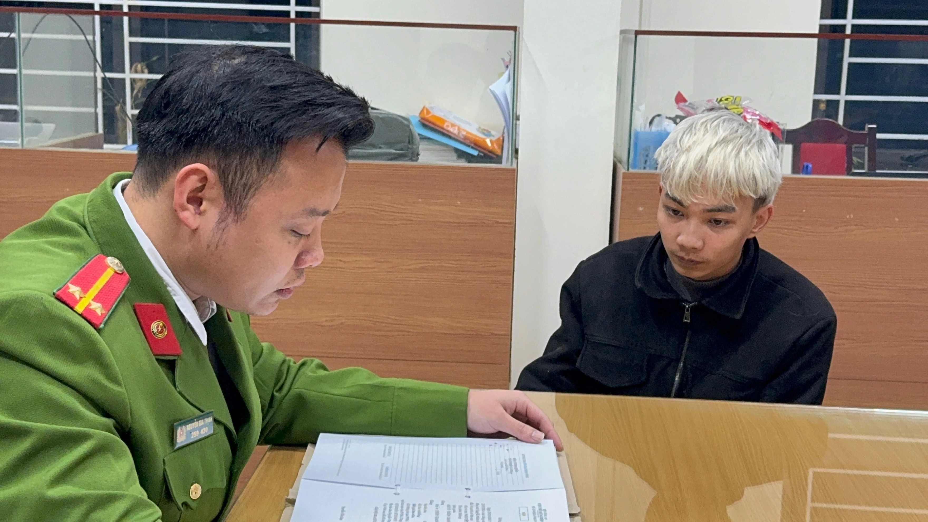 anh-2-co-quan-canh-sat-dieu-tra-lay-loi-khai-ban-dau-doi-tuong-nong-khanh-luong.jpg