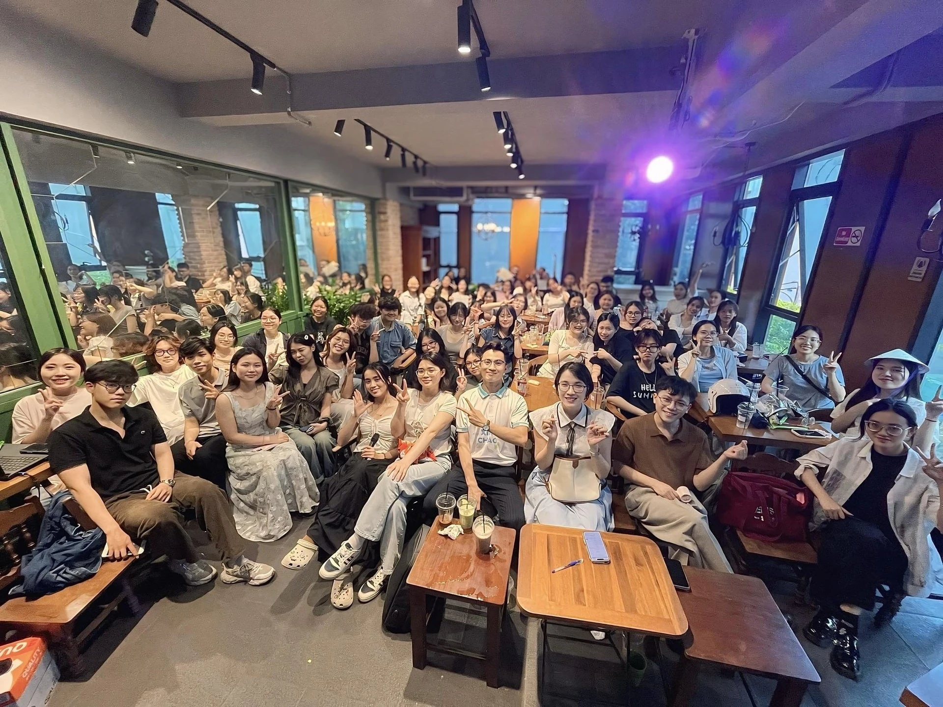 Buổi tập huấn cho các thành viên mới của HFTGs. (Nguồn: facebook Hanoi Free Tour Guides)