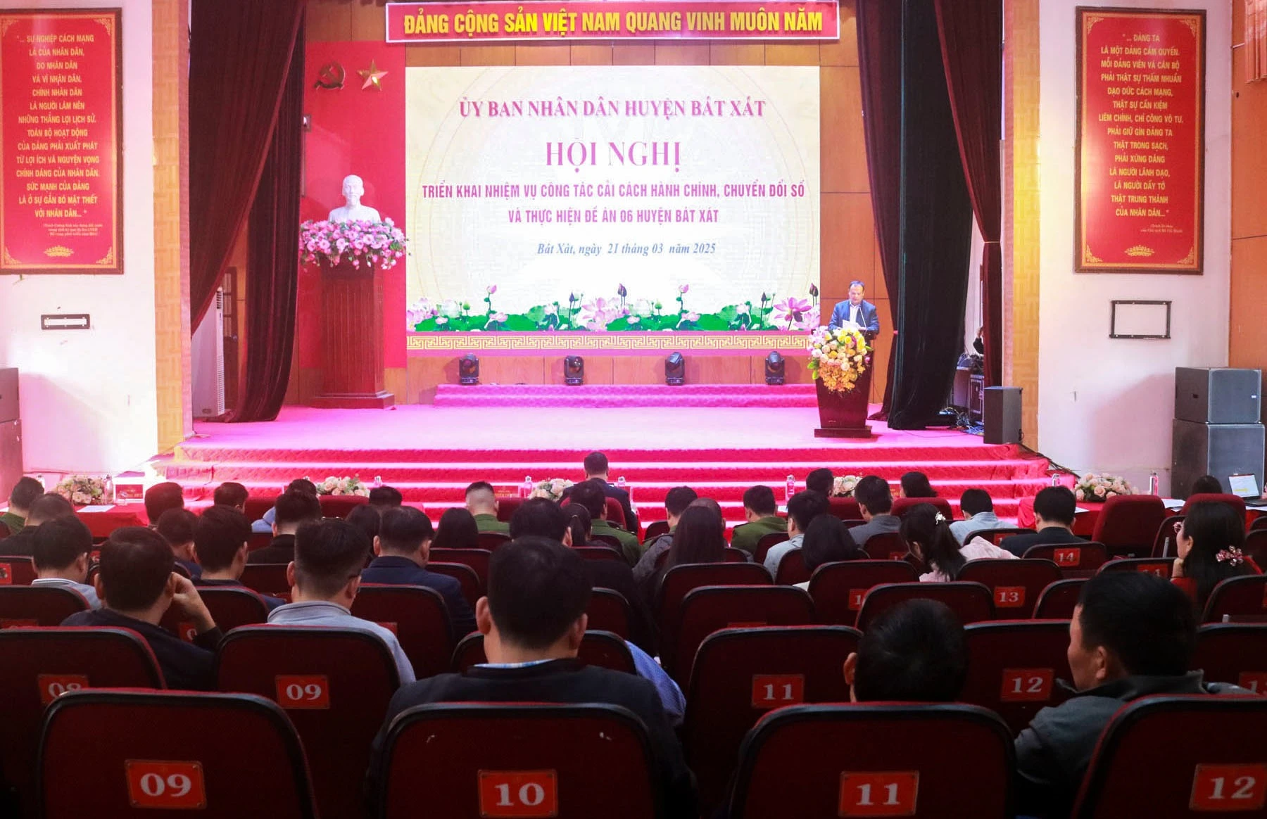 quang-canh-hoi-nghi.jpg