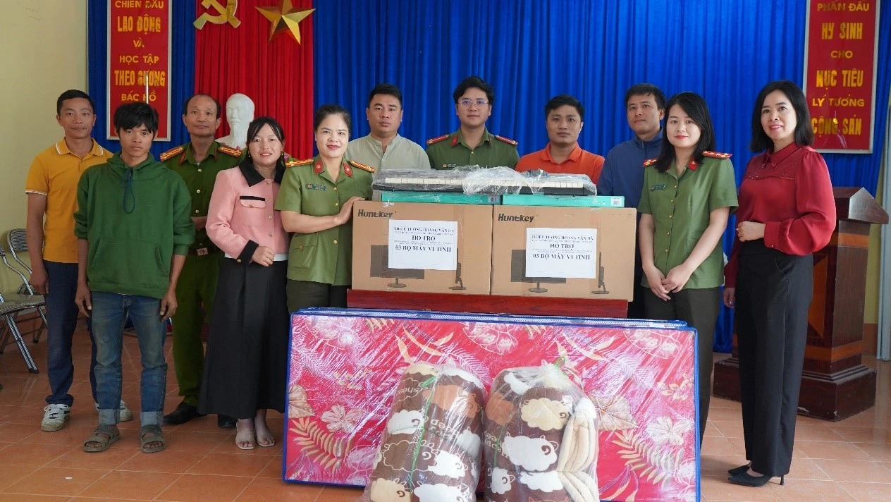 may-tinh-2-7138.jpg