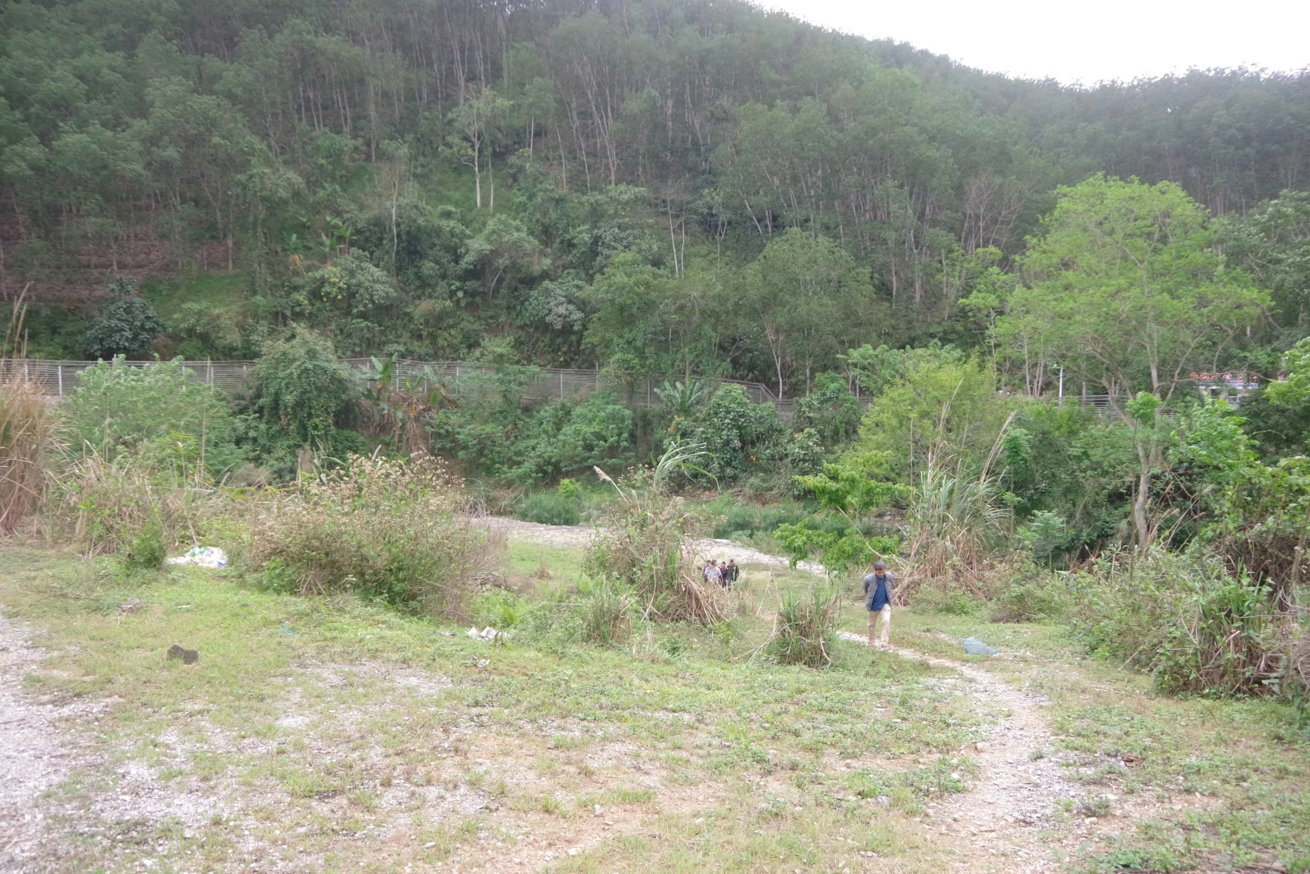 khu-vuc-bo-song-bien-gioi-thuoc-thon-pac-bo-xa-ban-lau-noi-doi-tuong-dua-nguoi-vuot-bien-gioi-sang-trung-quoc-ban.jpg