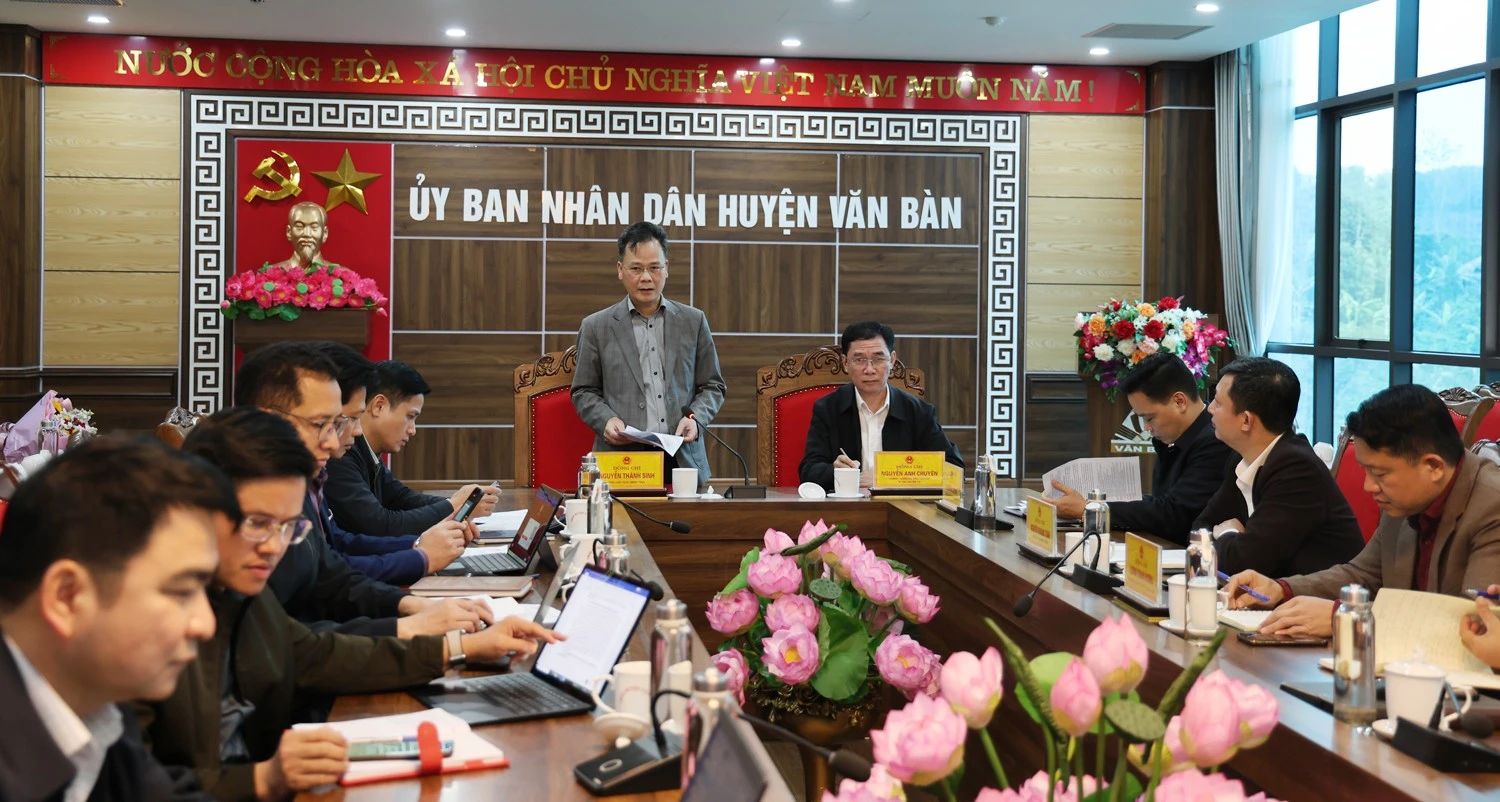 quang-c-nh-h-i-ngh-van-ban.jpg