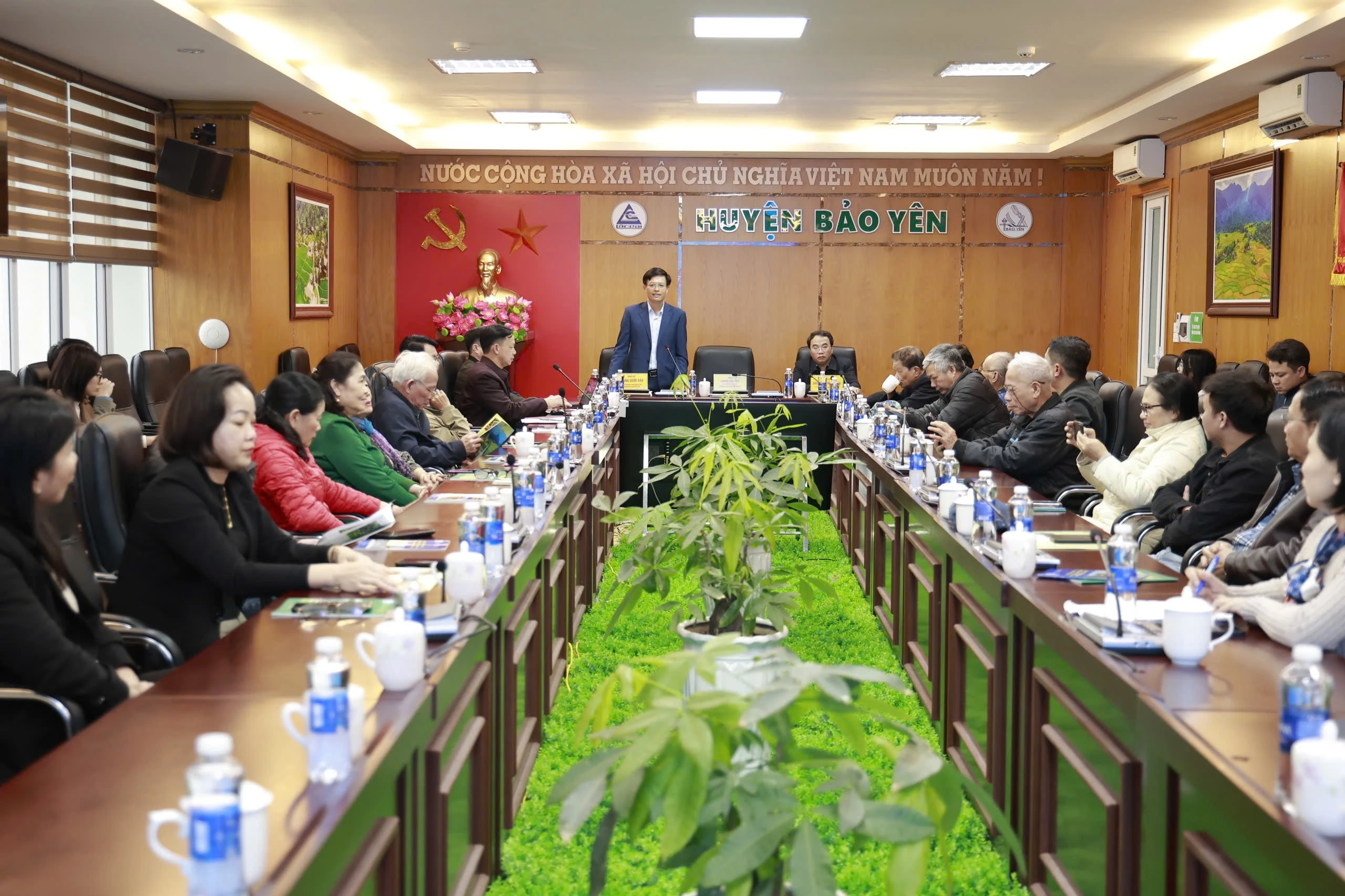 toan-canh-dep-km.jpg