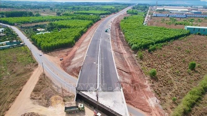 Dự án thành phần 3 cao tốc Biên Hòa - Vũng Tàu, đoạn qua tỉnh Bà Rịa - Vũng Tàu, là công trình trọng điểm dự kiến sẽ thông xe kỹ thuật vào đúng dịp lễ 30/4.