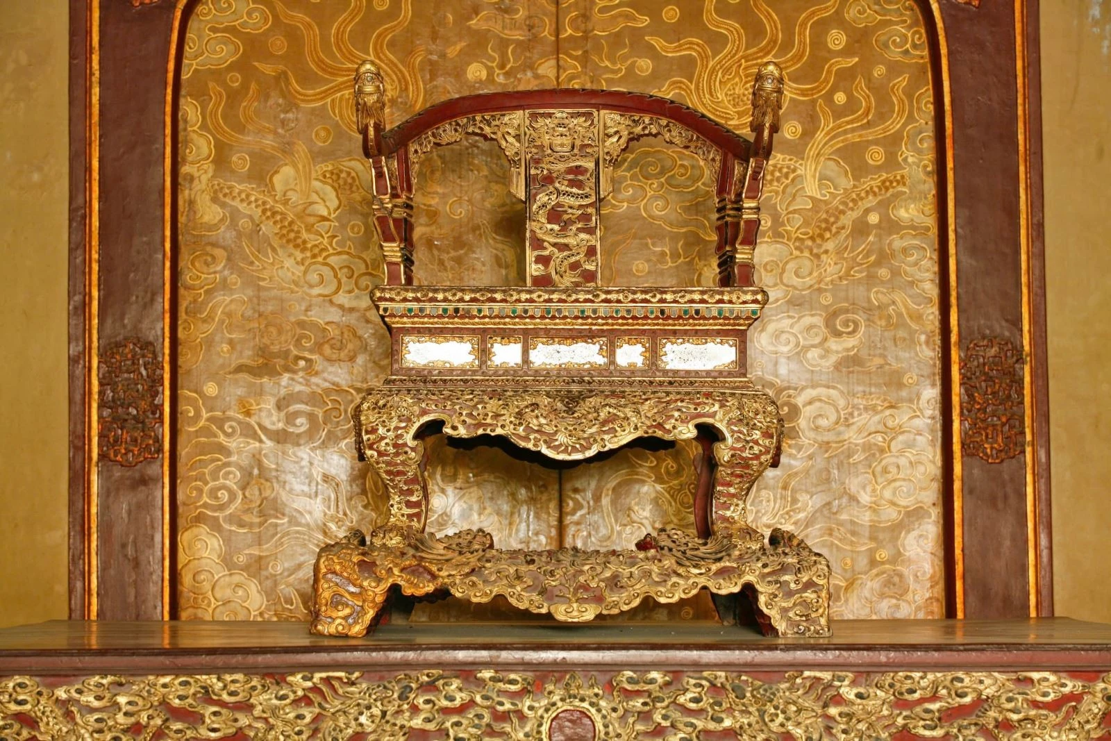 Bộ Văn hoá, Thể thao và Du lịch đề nghị rà soát công tác bảo vệ và phát huy di vật, cổ vật, bảo vật quốc gia.