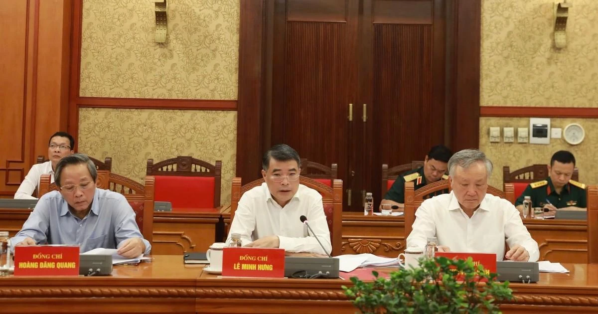 22-8-dc-le-minh-hung-chu-tri-6399-3358.jpg