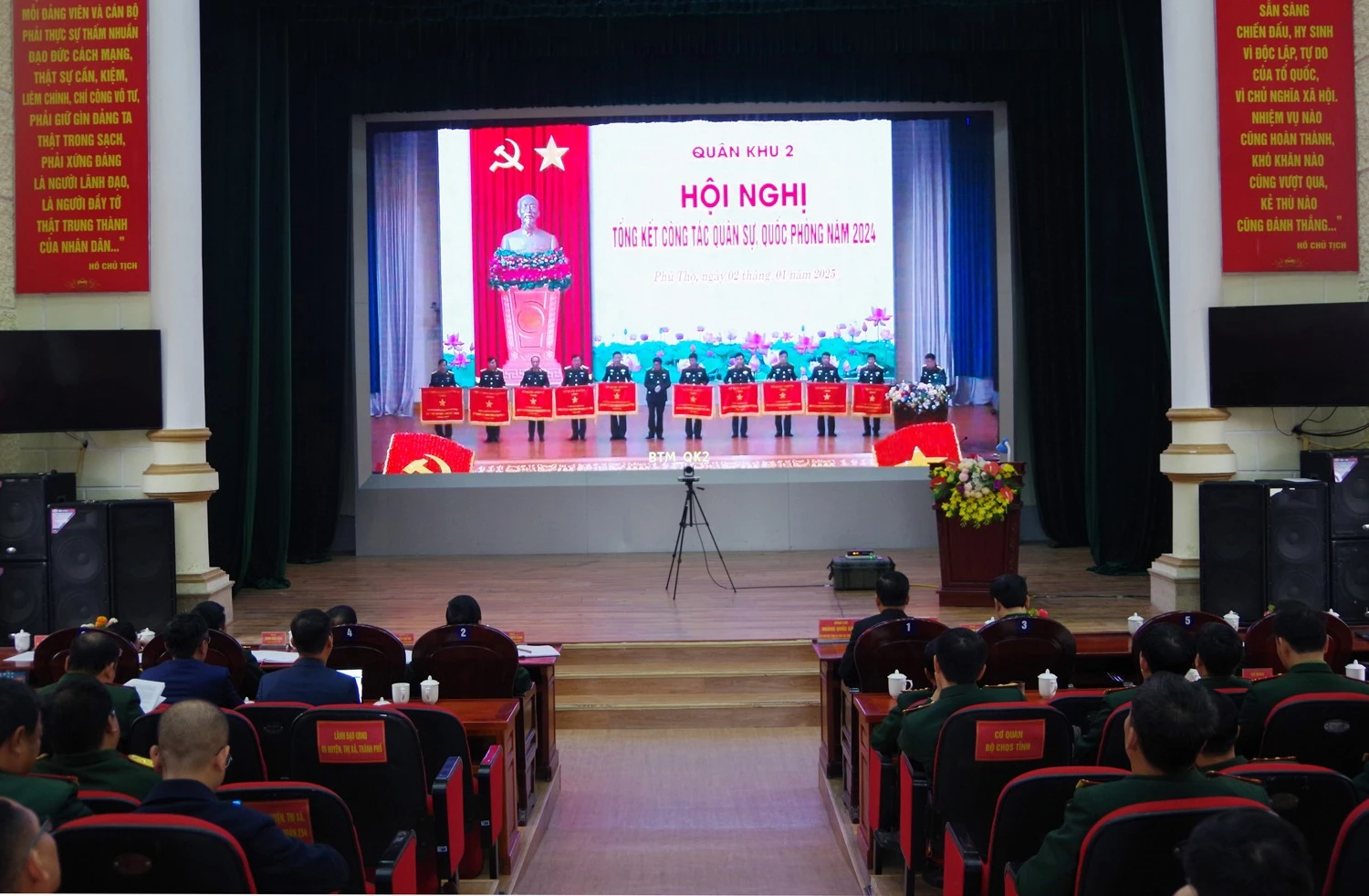 a3quang-c-nh.jpg