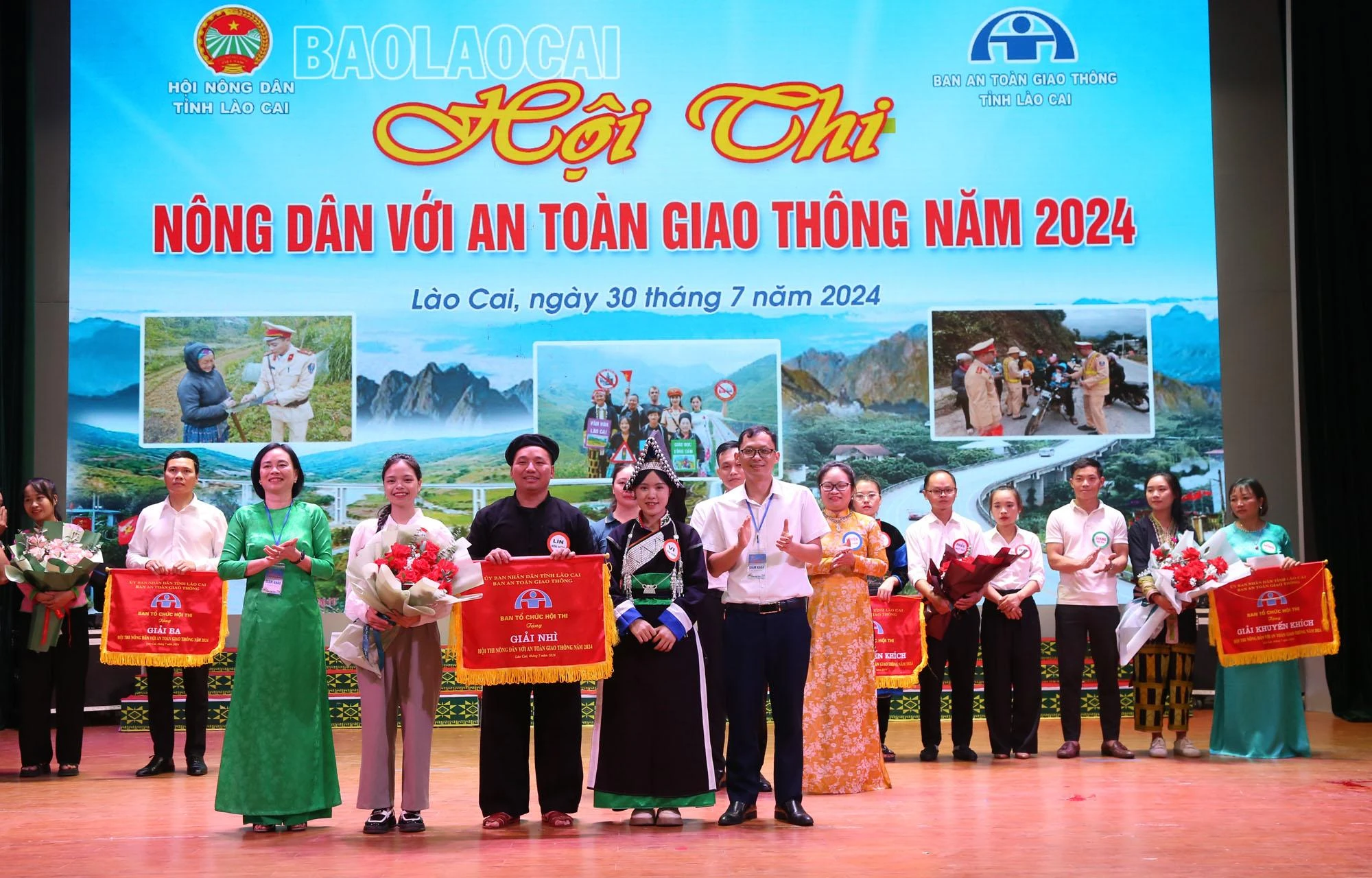 Giải Nhì.JPG