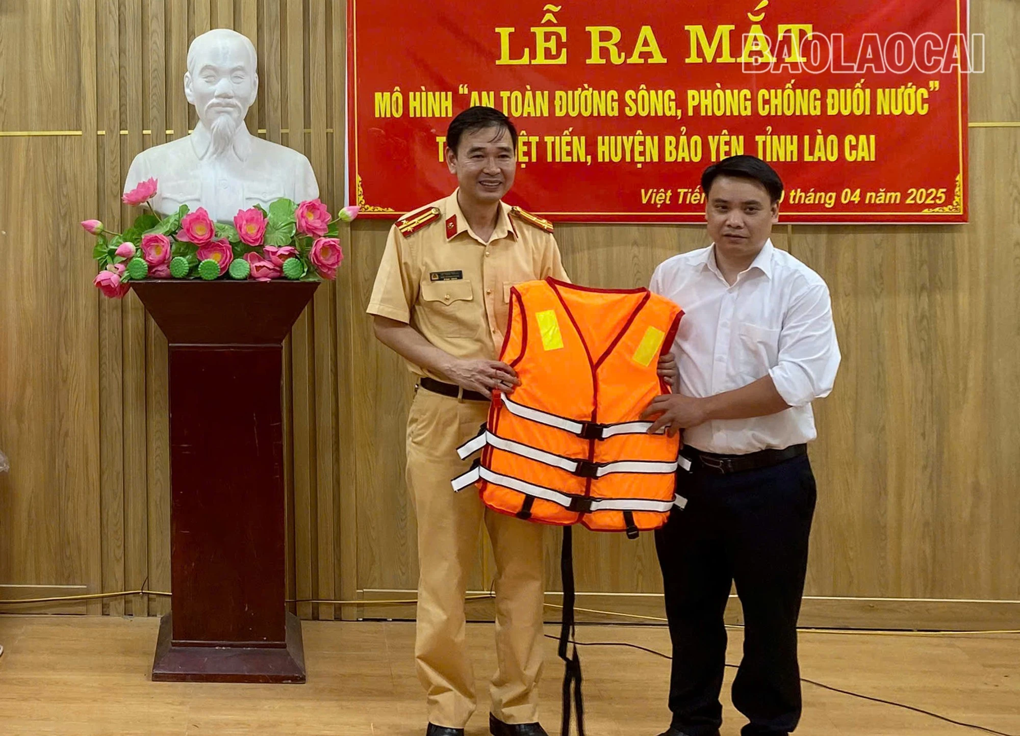 b3.jpg