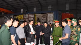 Đẩy mạnh 'triệt cung, xóa cầu'