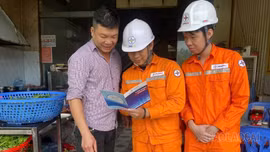 Phó thủ tướng chỉ đạo xem xét giảm giá bán lẻ điện bình quân từ ngày 1/11