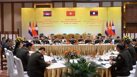 Cuộc gặp thường niên Bộ trưởng Bộ Quốc phòng 3 nước Việt Nam-Lào-Campuchia