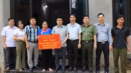 Bát Xát bàn giao 5 nhà “Đại đoàn kết” cho hộ nghèo, cận nghèo