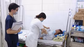 Bệnh sốt xuất huyết gia tăng nhanh, bước vào giai đoạn đỉnh dịch