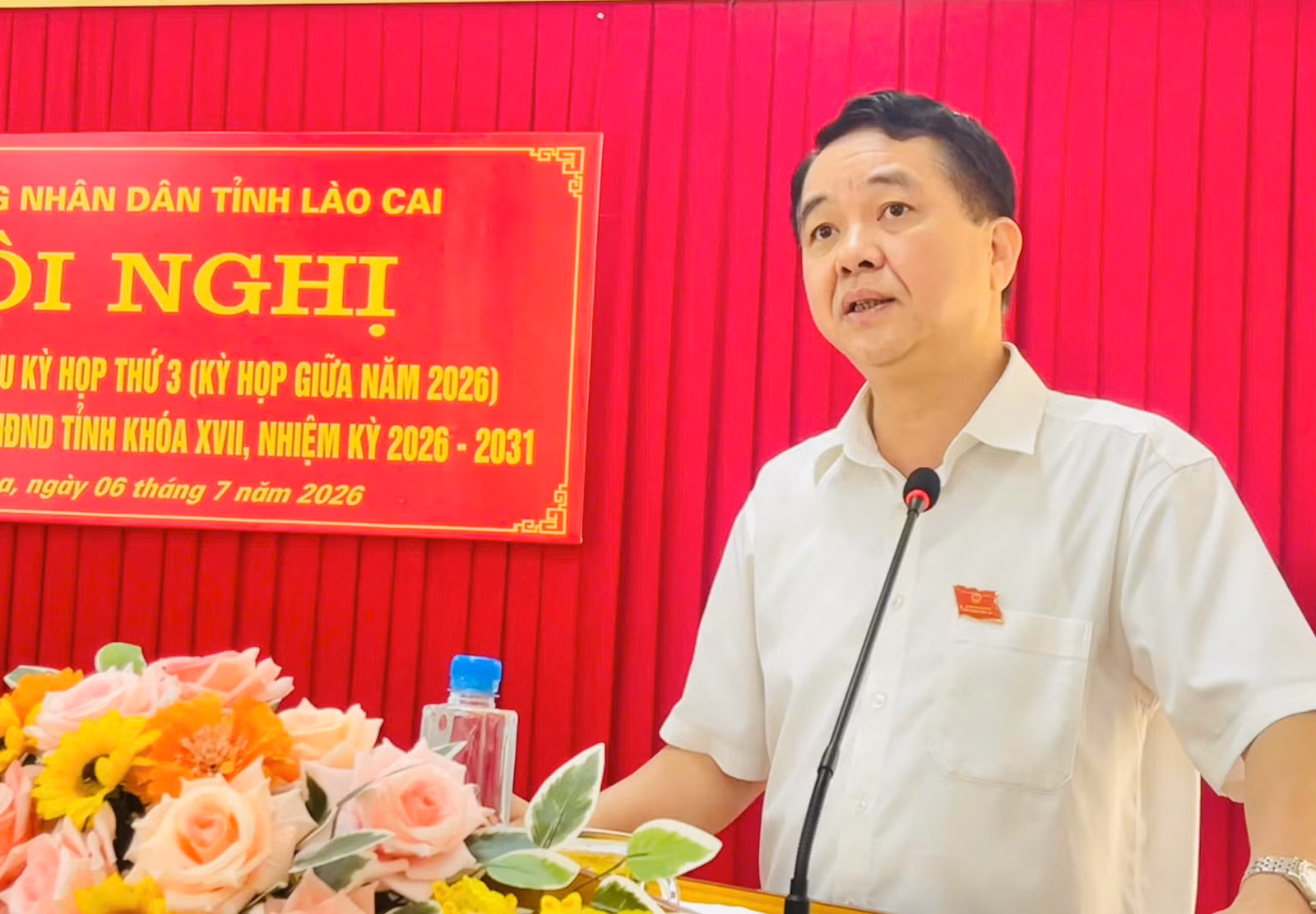 ong-dinh-khac-yen-to-truong-tra-loi-cac-van-de-lien-quan-thuoc-tham-quyen.jpg