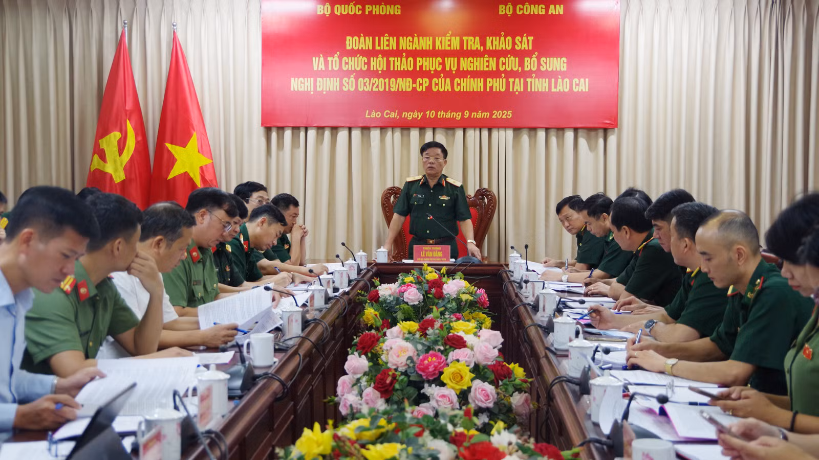 1-dong-chi-thieu-tuong-le-van-dang-pho-cuc-truong-cuc-tac-chien-bo-tong-tham-muu-nhan-xet-ket-luan.jpg