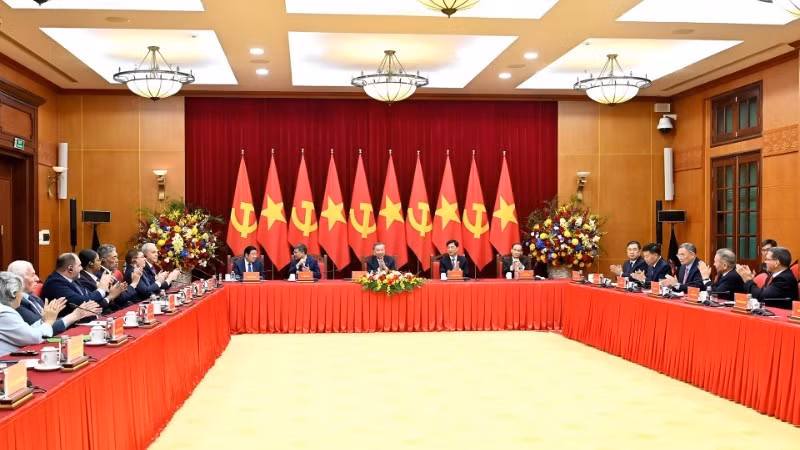 Quang cảnh cuộc tiếp tại Trụ sở Trung ương Đảng.