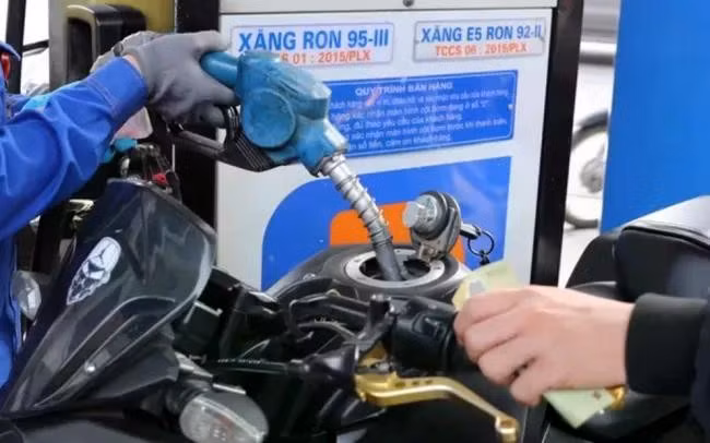Giá xăng, dầu lại đồng loạt giảm ảnh 1