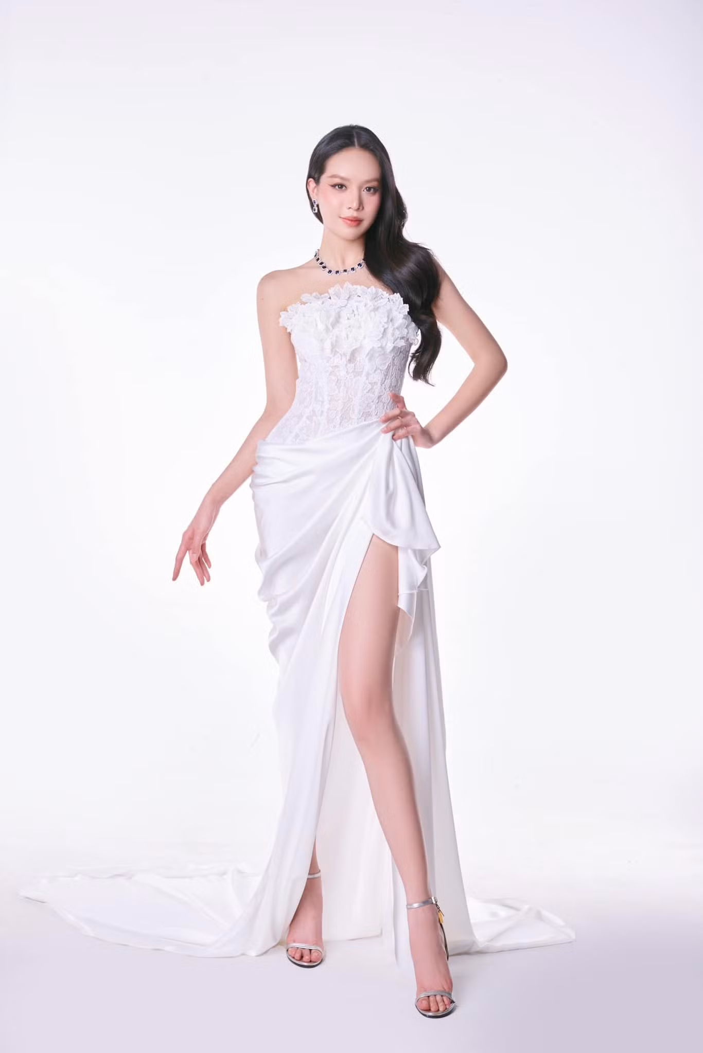 Thanh Thuỷ năm nay mới 22 tuổi.