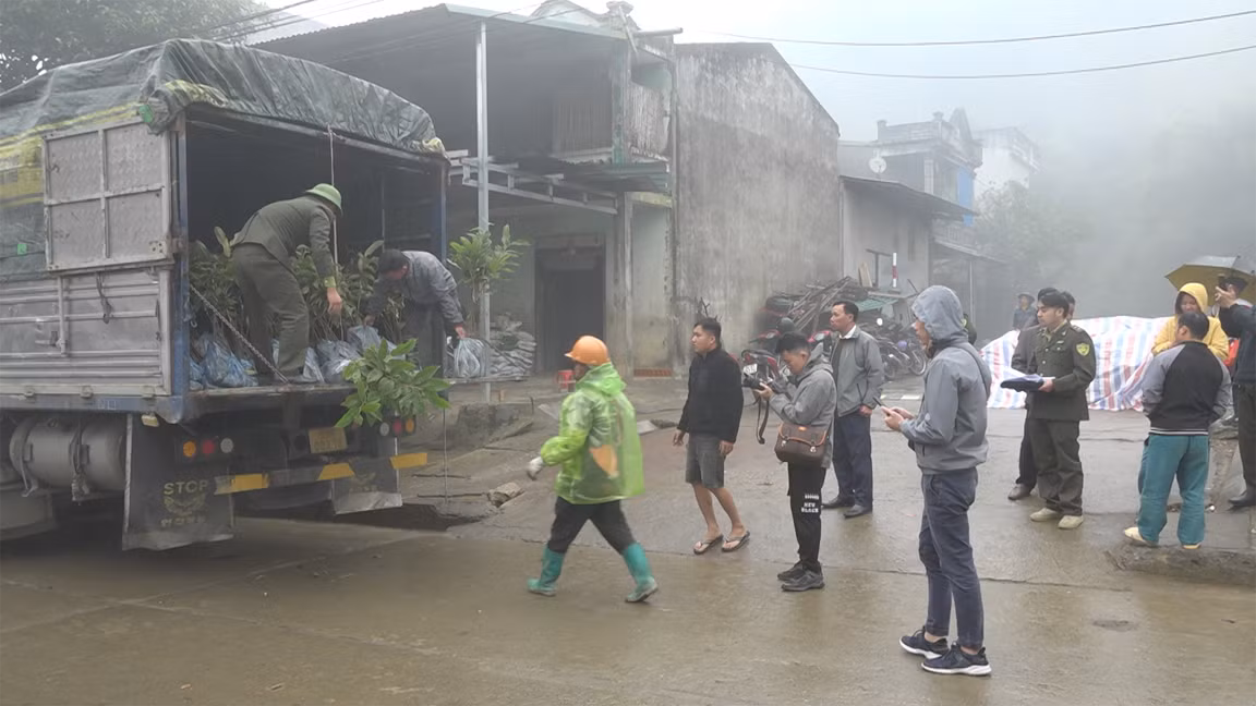 chu-tich-ccb-guong-mau-tan-tam-voi-cong-viec00-31-05-22still038.png