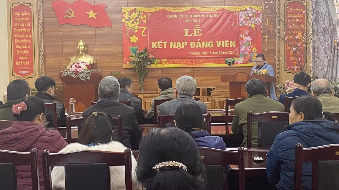 quang-canh-buoi-le.jpg