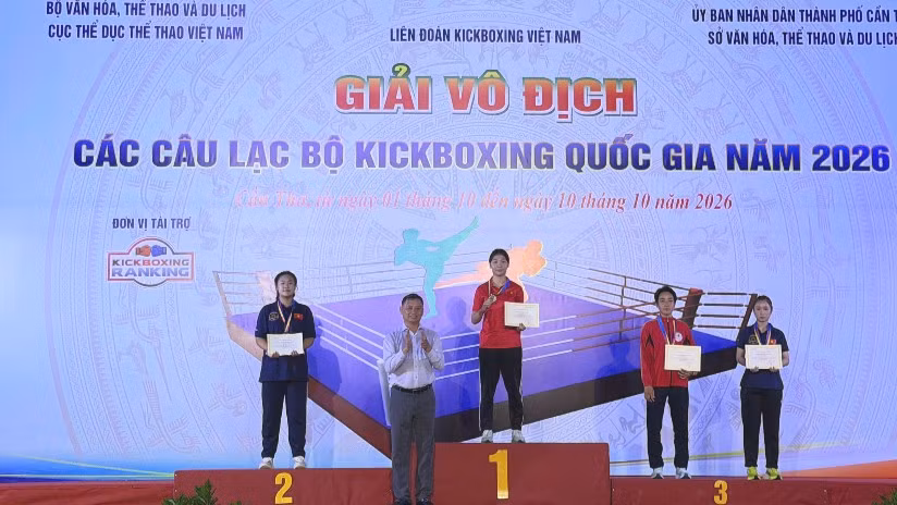 tran-ngoc-anh-gianh-hcv-8149.jpg