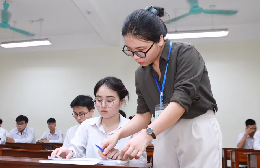 Thí sinh tham dự Kỳ thi tốt nghiệp THPT năm 2025 tại Ninh Bình.