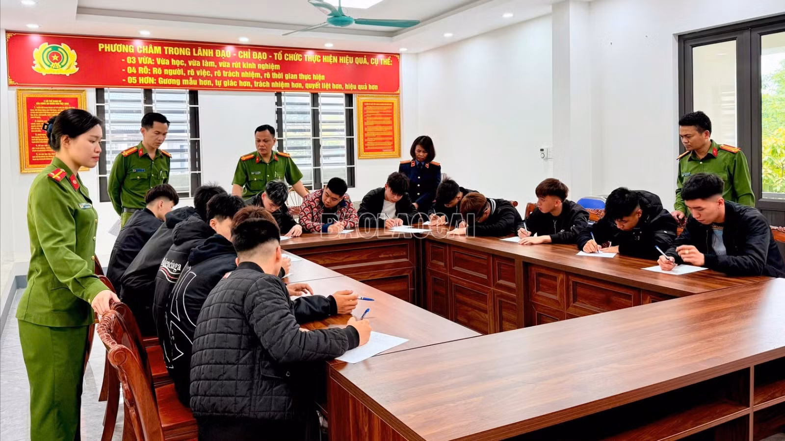 baolaocai-c_cac-doi-tuong-gay-roi-trat-tu-cong-cong-8612.jpg
