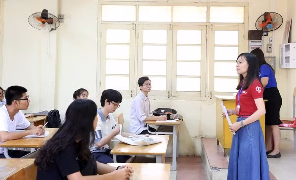 Việc tổ chức dạy học 2 buổi/ngày miễn phí sẽ được thực hiện tùy thuộc vào điều kiện của từng địa phương.