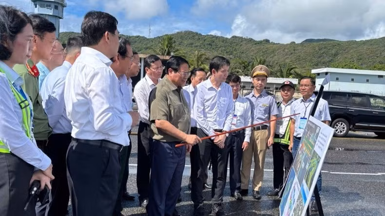 Thủ tướng Phạm Minh Chính cho ý kiến về định hướng quy hoạch Cảng hàng không Côn Đảo.