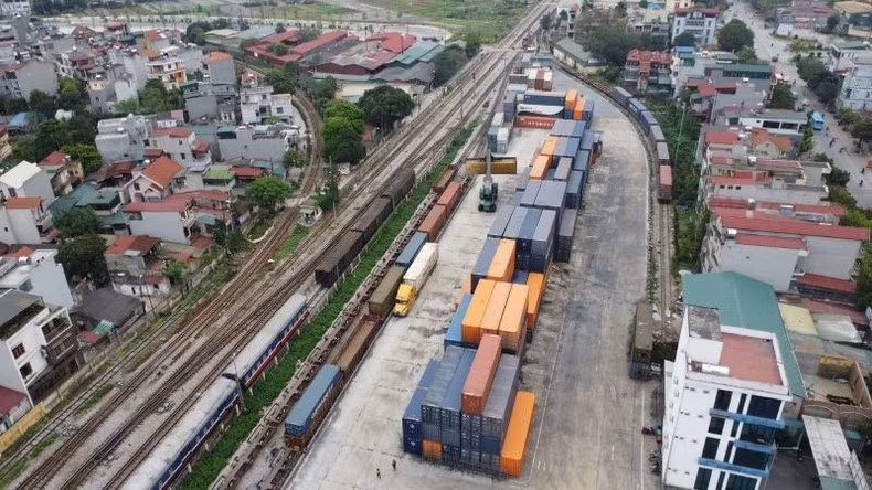 Hành lang kinh tế Lào Cai - Hà Nội - Hải Phòng có nhu cầu vận tải hành khách, hàng hóa lớn thứ 2 của cả nước chỉ sau hành lang kinh tế bắc-nam.