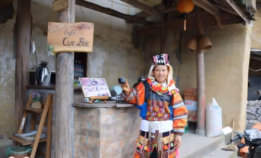 Quán cafe ở bản Lô Lô Chải.