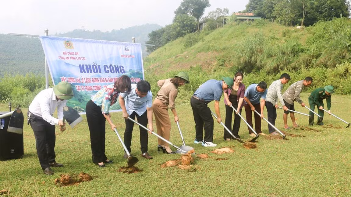 2-khoi-cong-tai-trinh-tuong.jpg