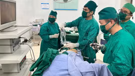 Để người dân Si Ma Cai được điều trị ngay tại địa phương