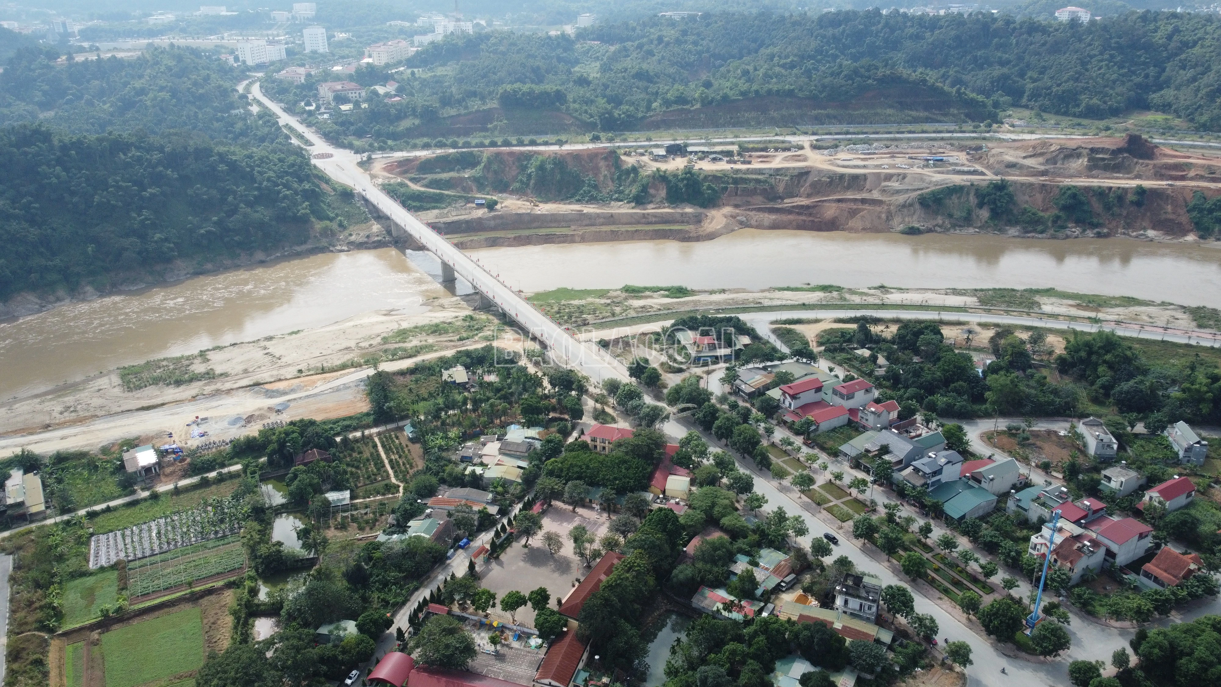 baolaocai-c_giang-dong.jpg