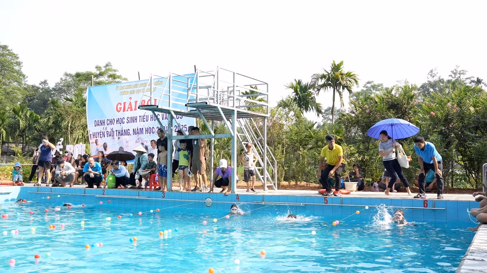 nữ dưới 9 tuổi bơi ếch cự ly 25m.jpg