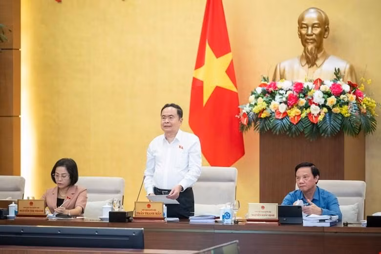 Chủ tịch Quốc hội Trần Thanh Mẫn chủ trì Phiên họp chuyên đề pháp luật tháng 8/2024.