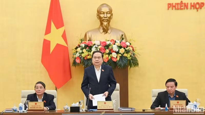 Chủ tịch Quốc hội Trần Thanh Mẫn phát biểu khai mạc phiên họp. (Ảnh: DUY LINH)