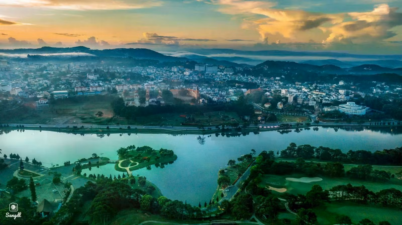 Đà Lạt là trung tâm hành chính, chính trị của tỉnh Lâm Đồng mới.