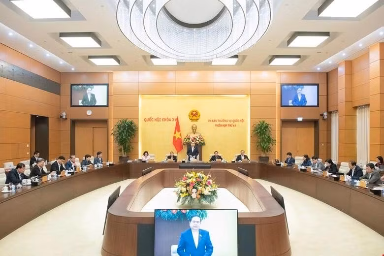 Một phiên họp Ủy ban Thường vụ Quốc hội khóa XV.