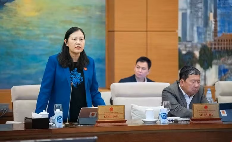 Bà Lê Thị Nga – Phó Chủ nhiệm thường trực Ủy ban Pháp luật và Tư pháp.