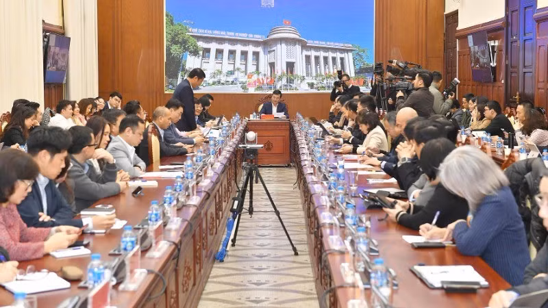 Toàn cảnh cuộc họp.