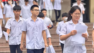 Kết thúc ngày thi THPT đầu tiên: An toàn, nghiêm túc, đúng quy chế
