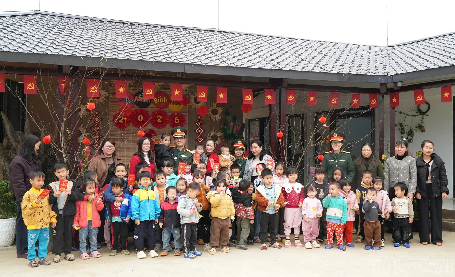 baolaocai-br_langnu-4.jpg