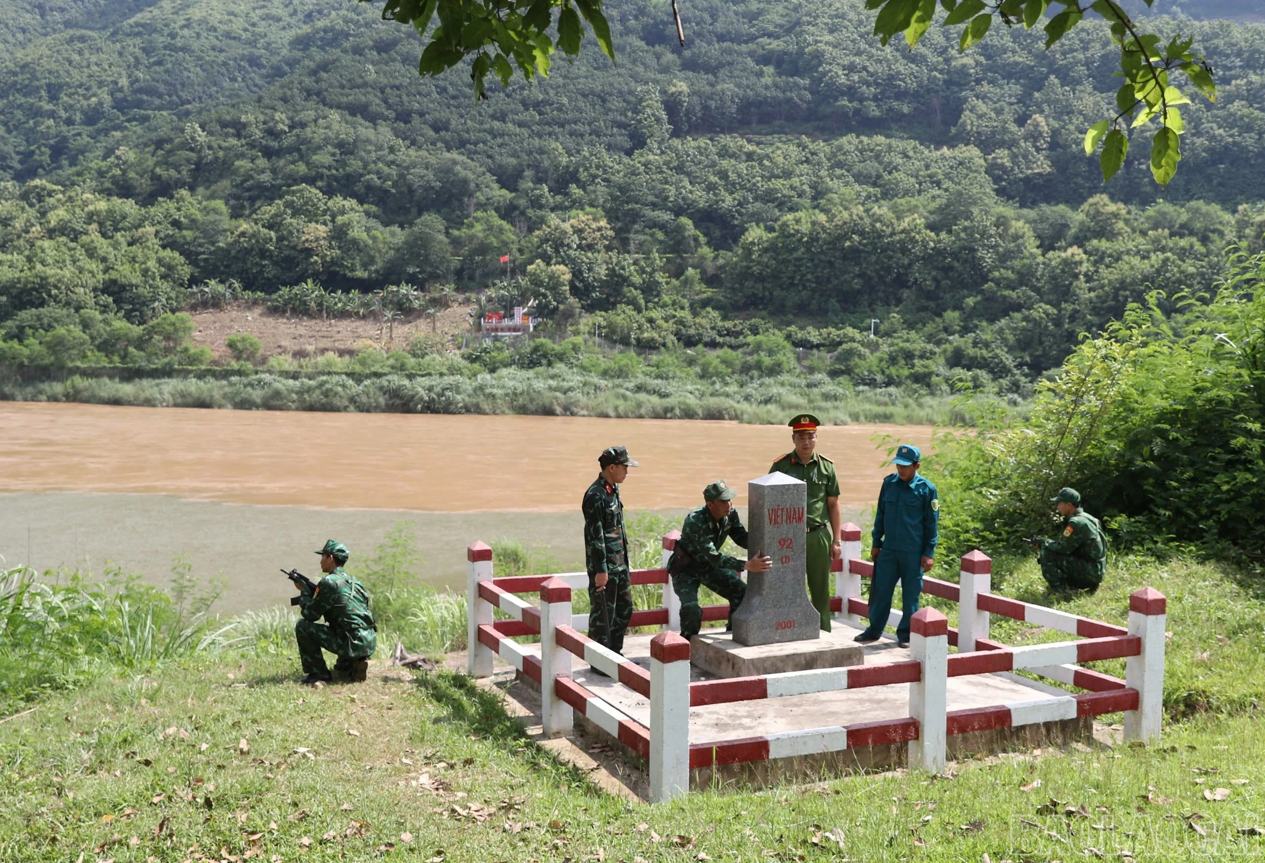 baolaocai-br_amusung-4.jpg